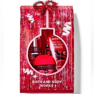 NWT Bath & Body Works BBW "Winter Candy Apple Holiday Mini Gift Set" 3 Minis‎